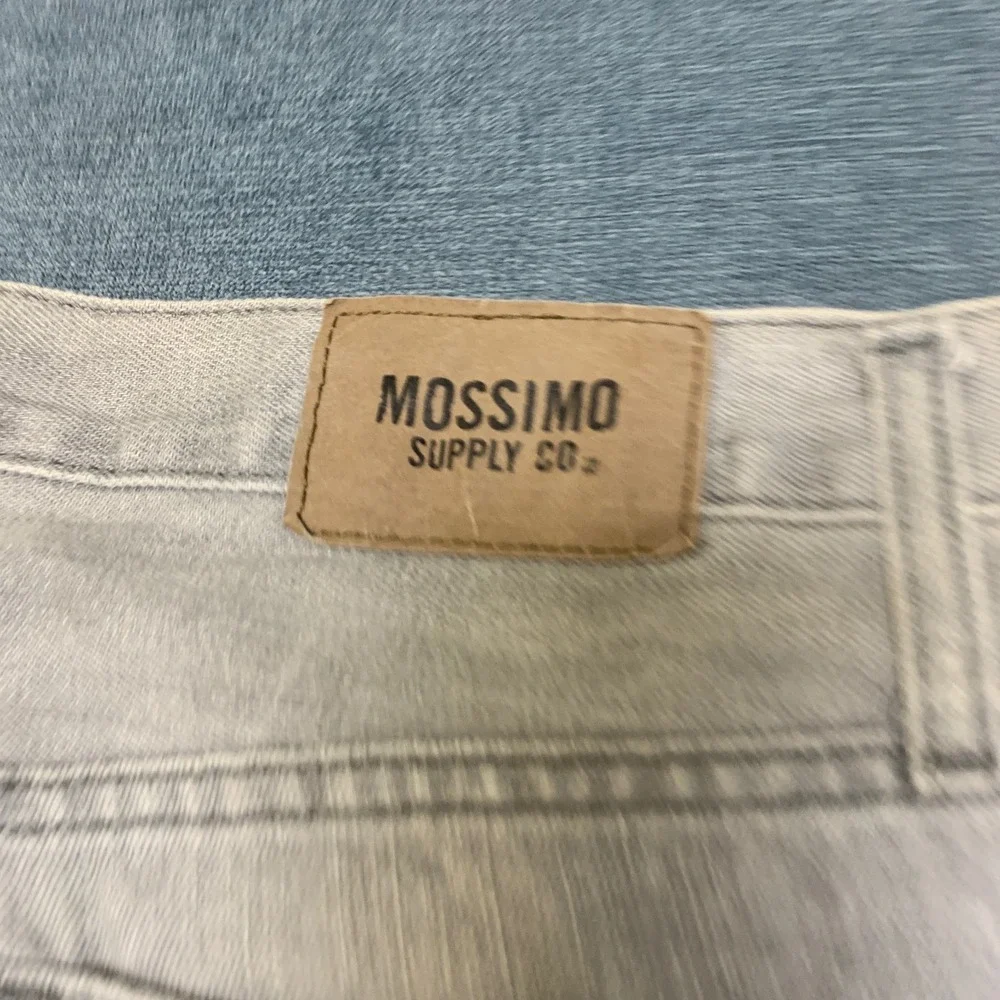Mossimo Supply Co Slim Fit Jeans Mens 34x30 Gray Denim Straight Leg Light Wash